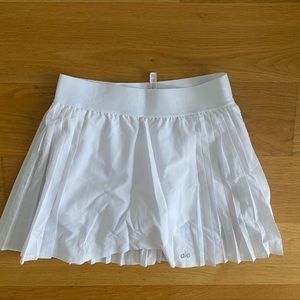 Alo Yoga Aces skirt